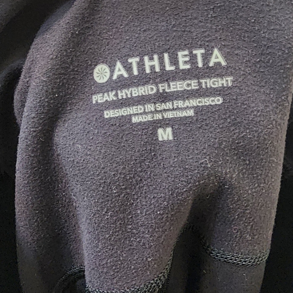 Athleta Black Leggings with Zipper Pockets - Picture 8 of 10